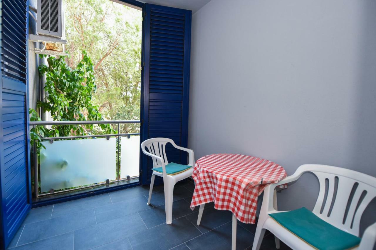 Apartments Enya Novalja Extérieur photo